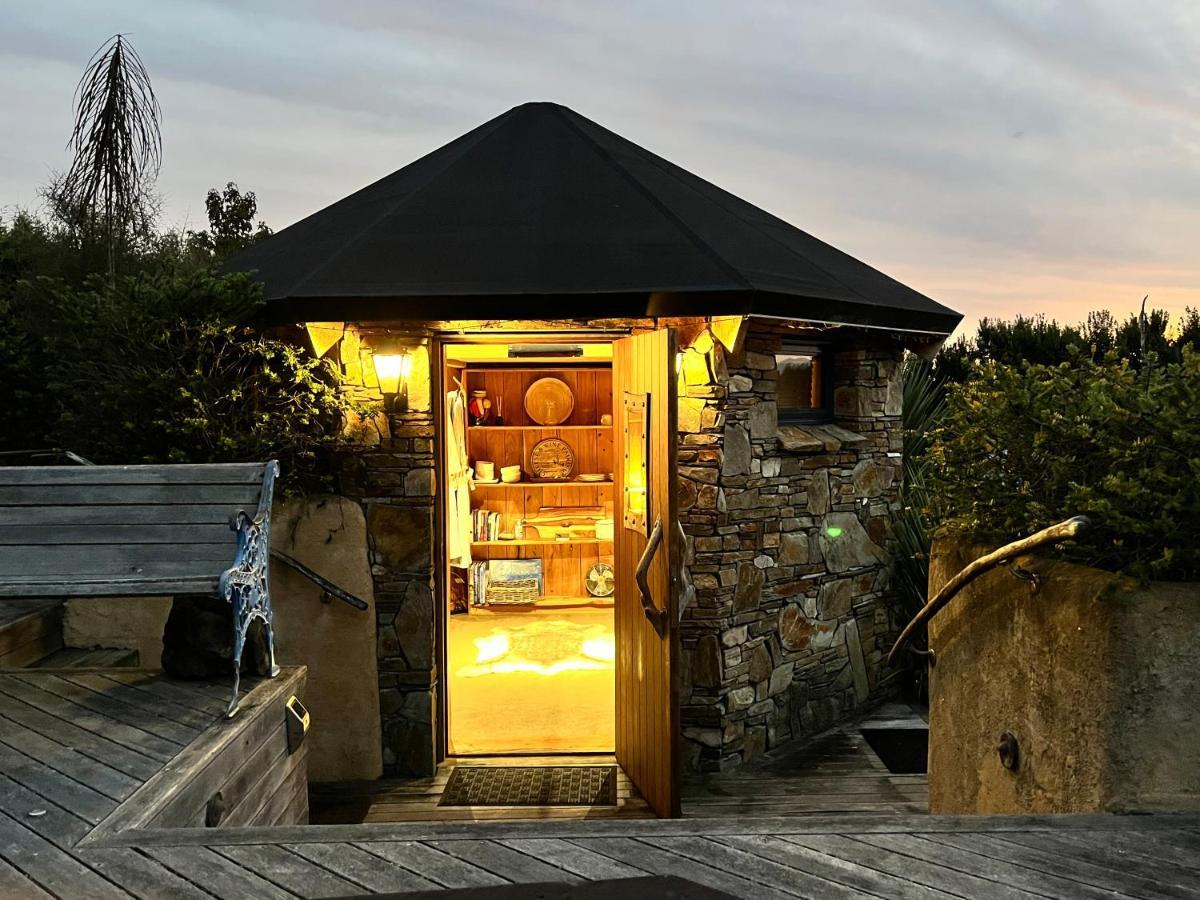 Tree House Lodge Bed & Breakfast Cheviot Экстерьер фото