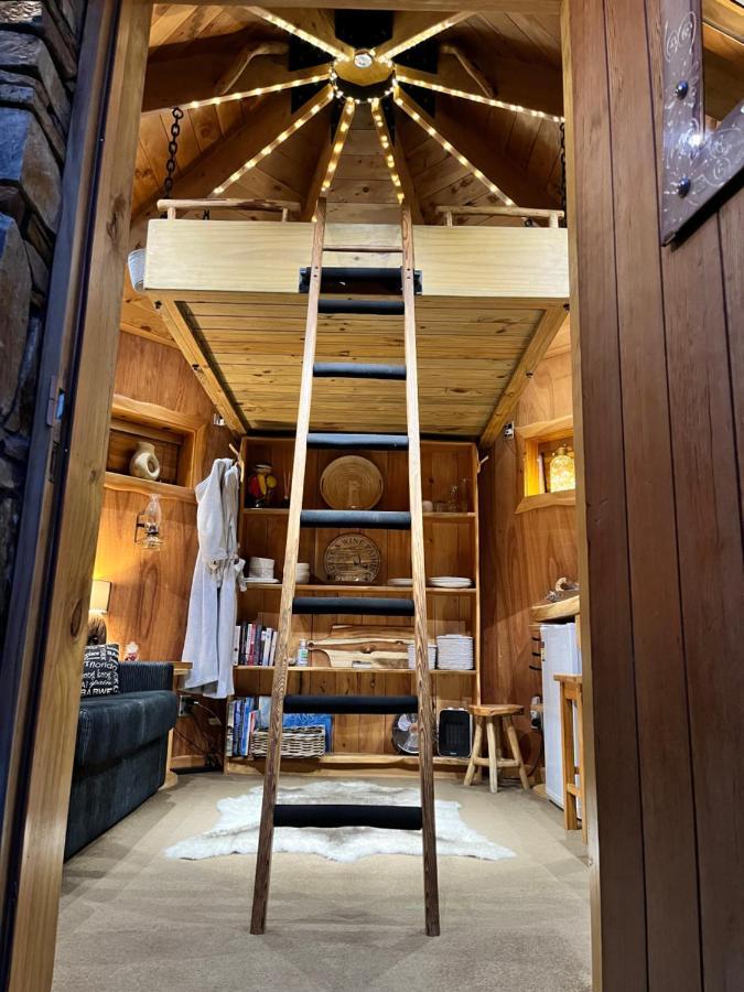 Tree House Lodge Bed & Breakfast Cheviot Экстерьер фото