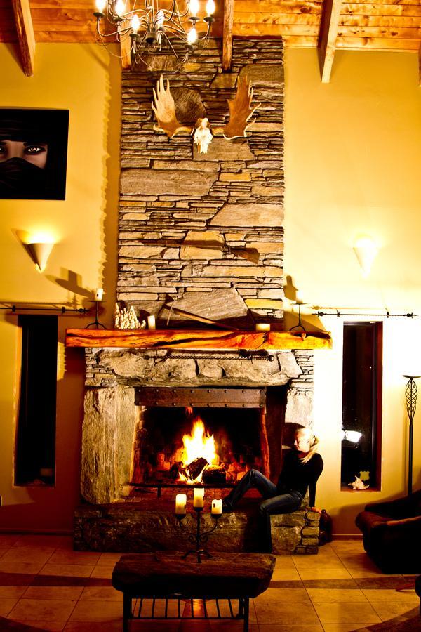 Tree House Lodge Bed & Breakfast Cheviot Экстерьер фото
