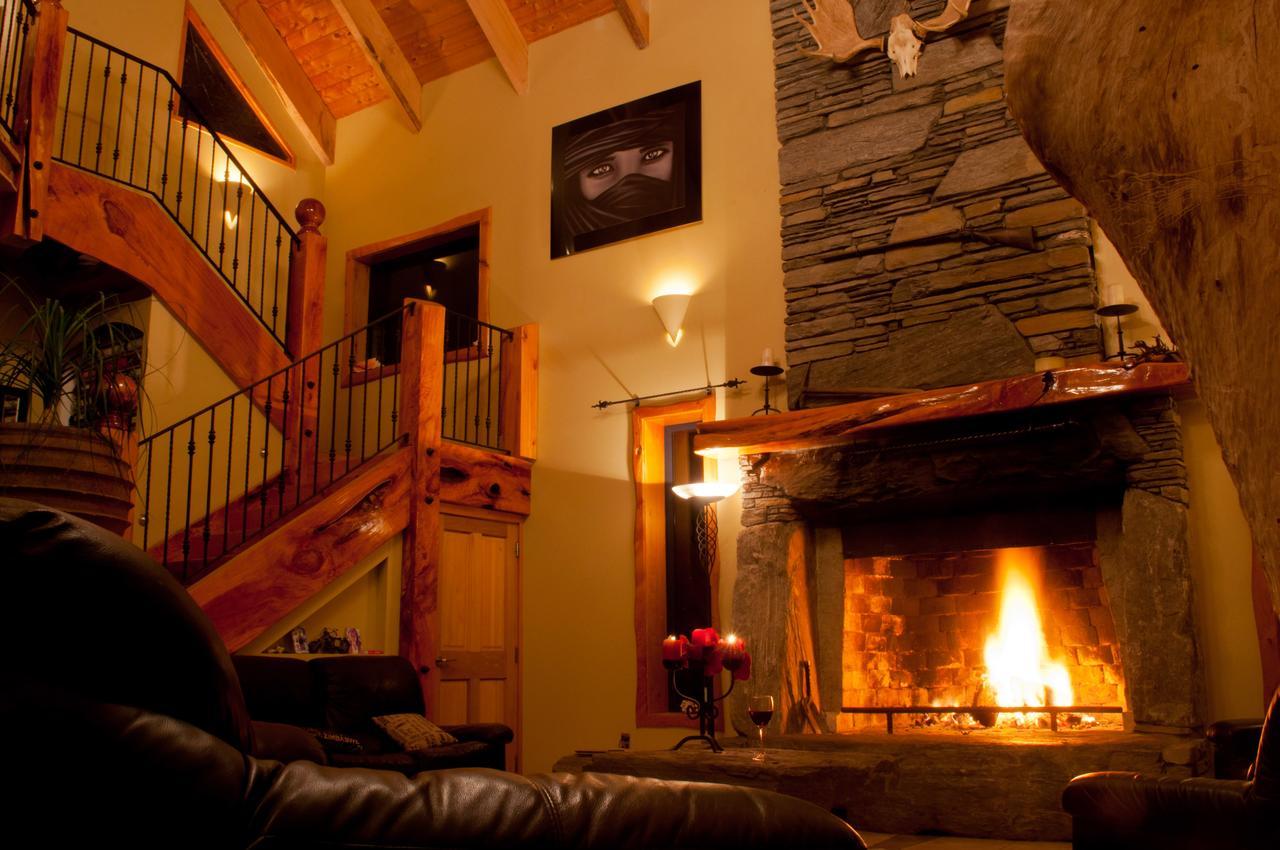 Tree House Lodge Bed & Breakfast Cheviot Экстерьер фото