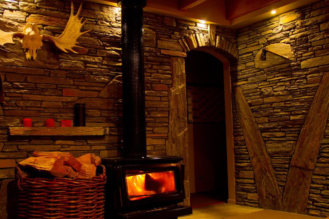 Tree House Lodge Bed & Breakfast Cheviot Экстерьер фото