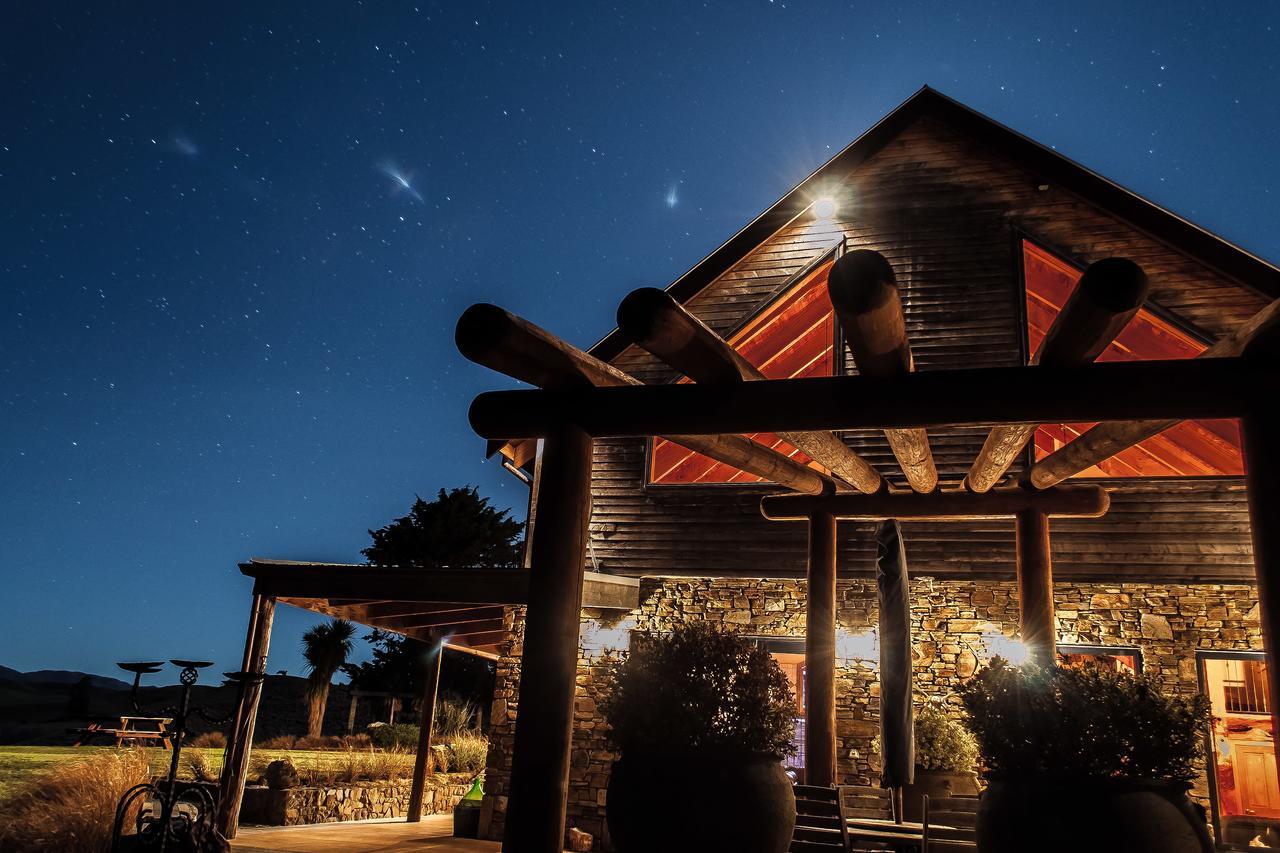Tree House Lodge Bed & Breakfast Cheviot Экстерьер фото