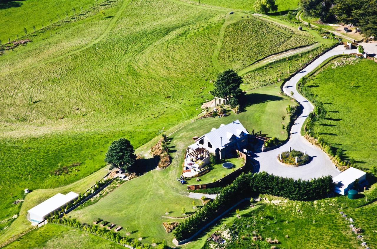 Tree House Lodge Bed & Breakfast Cheviot Экстерьер фото