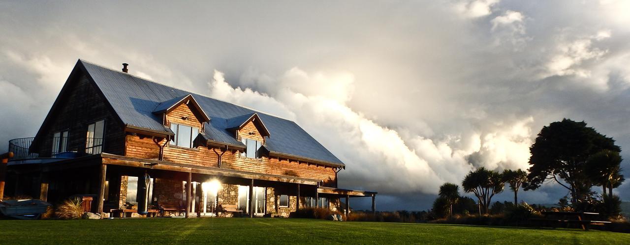 Tree House Lodge Bed & Breakfast Cheviot Экстерьер фото