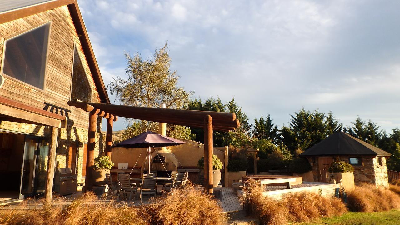Tree House Lodge Bed & Breakfast Cheviot Экстерьер фото
