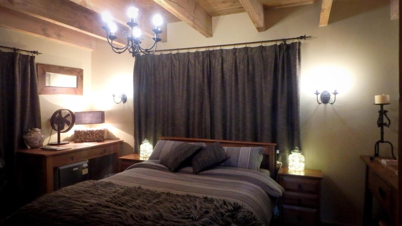 Tree House Lodge Bed & Breakfast Cheviot Экстерьер фото