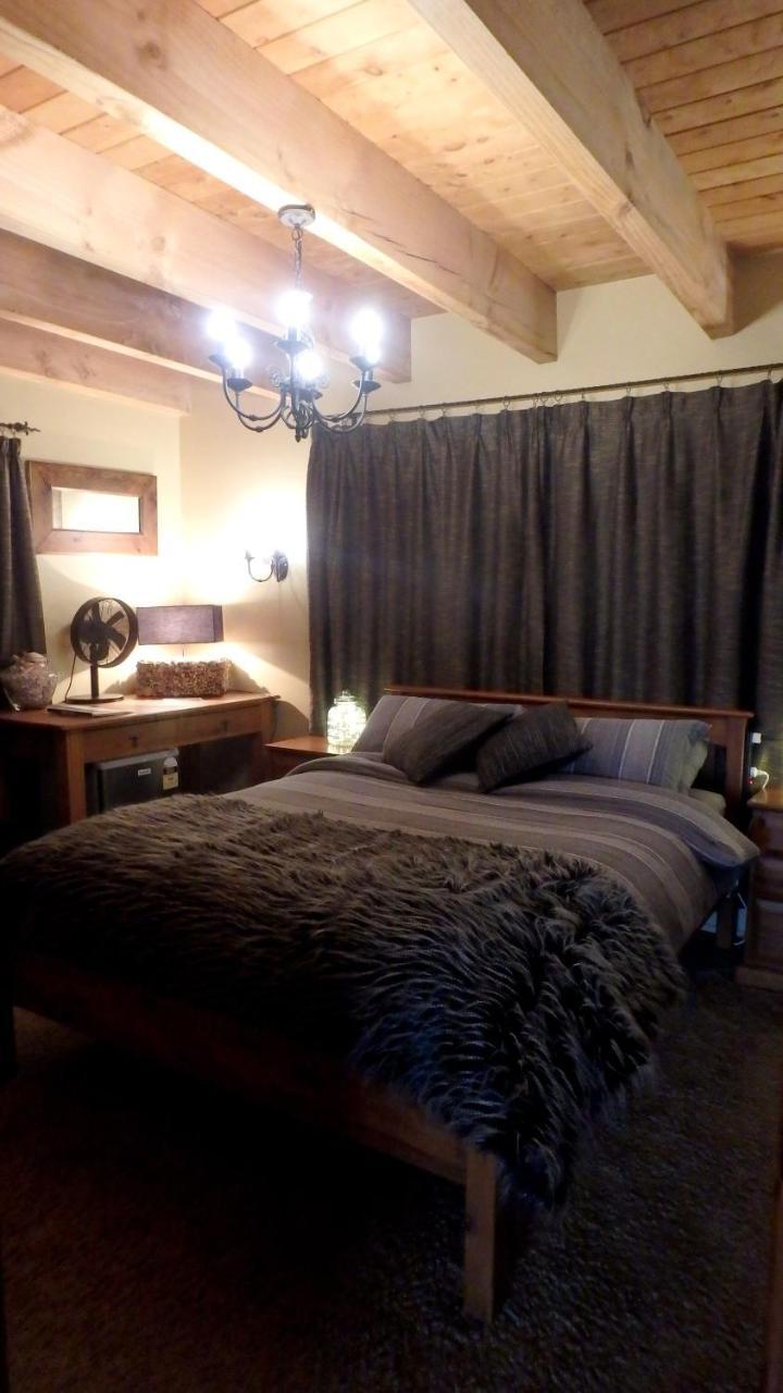 Tree House Lodge Bed & Breakfast Cheviot Экстерьер фото