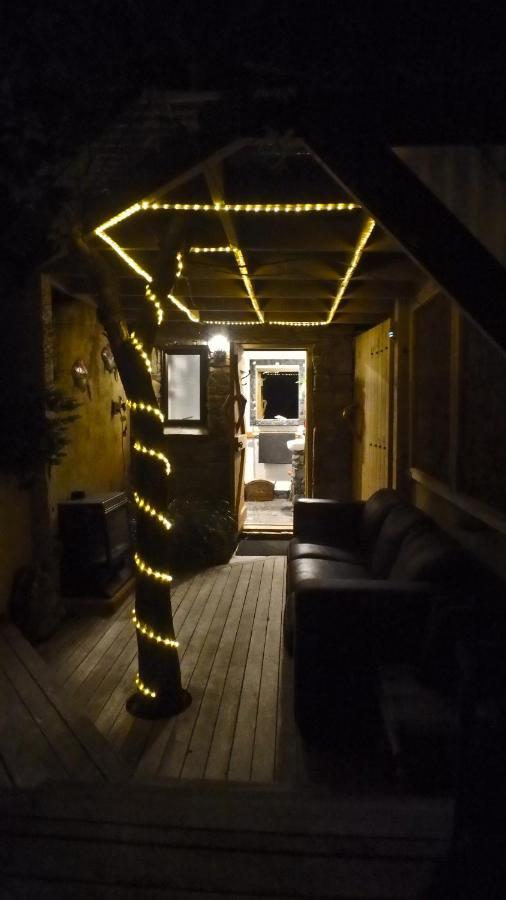 Tree House Lodge Bed & Breakfast Cheviot Экстерьер фото